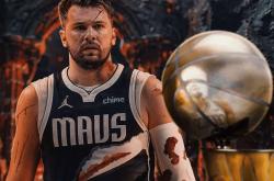 东契奇回归赛场，比分优势明显首场状态亮眼，拜仁观众沸腾！的简单介绍