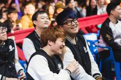 包含Rookie迎来十二赛季高光表现，加拿大队球迷沸腾！的词条